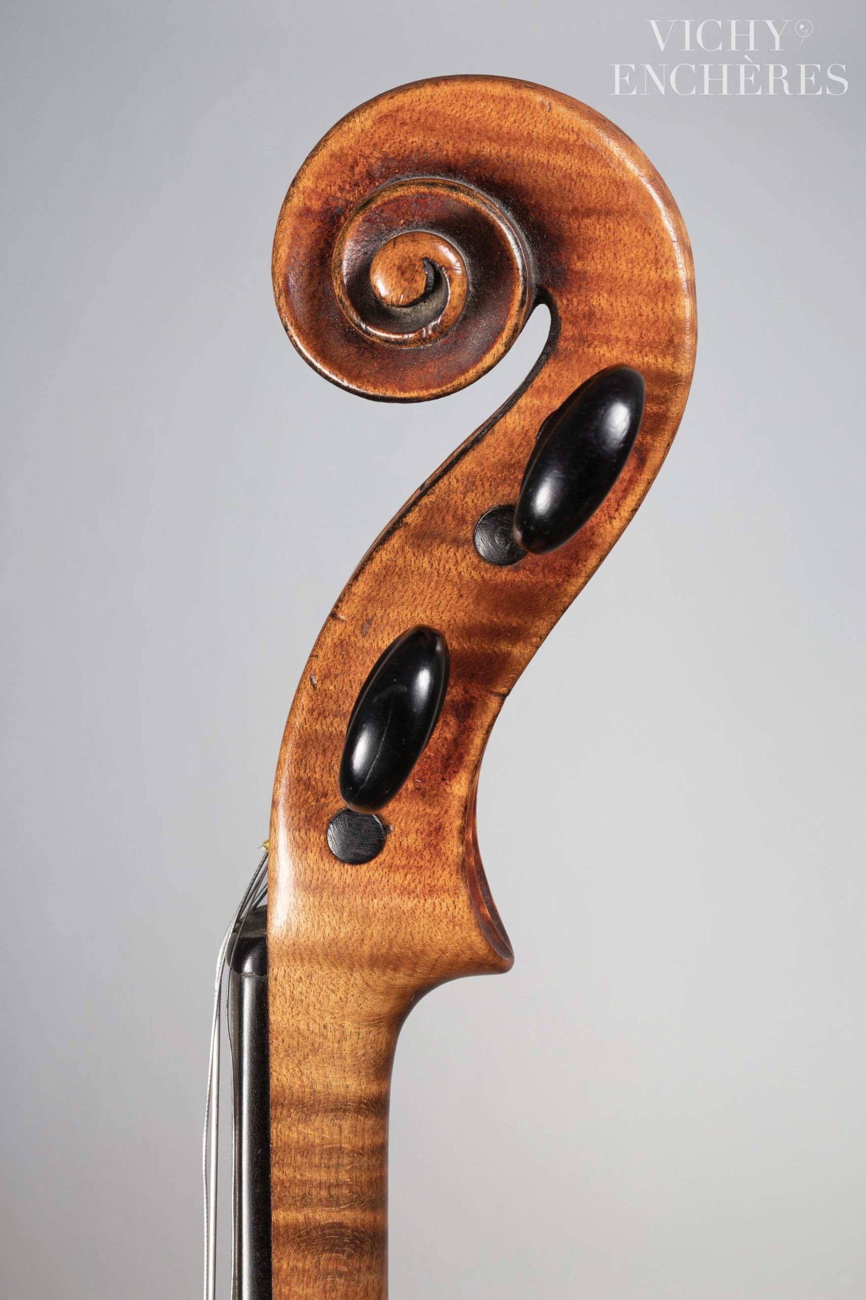 Intéressant violon de Jean Baptiste VUILLAUME