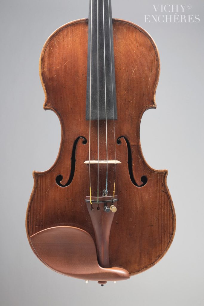 Intéressant violon de Bernardus CALCANUS