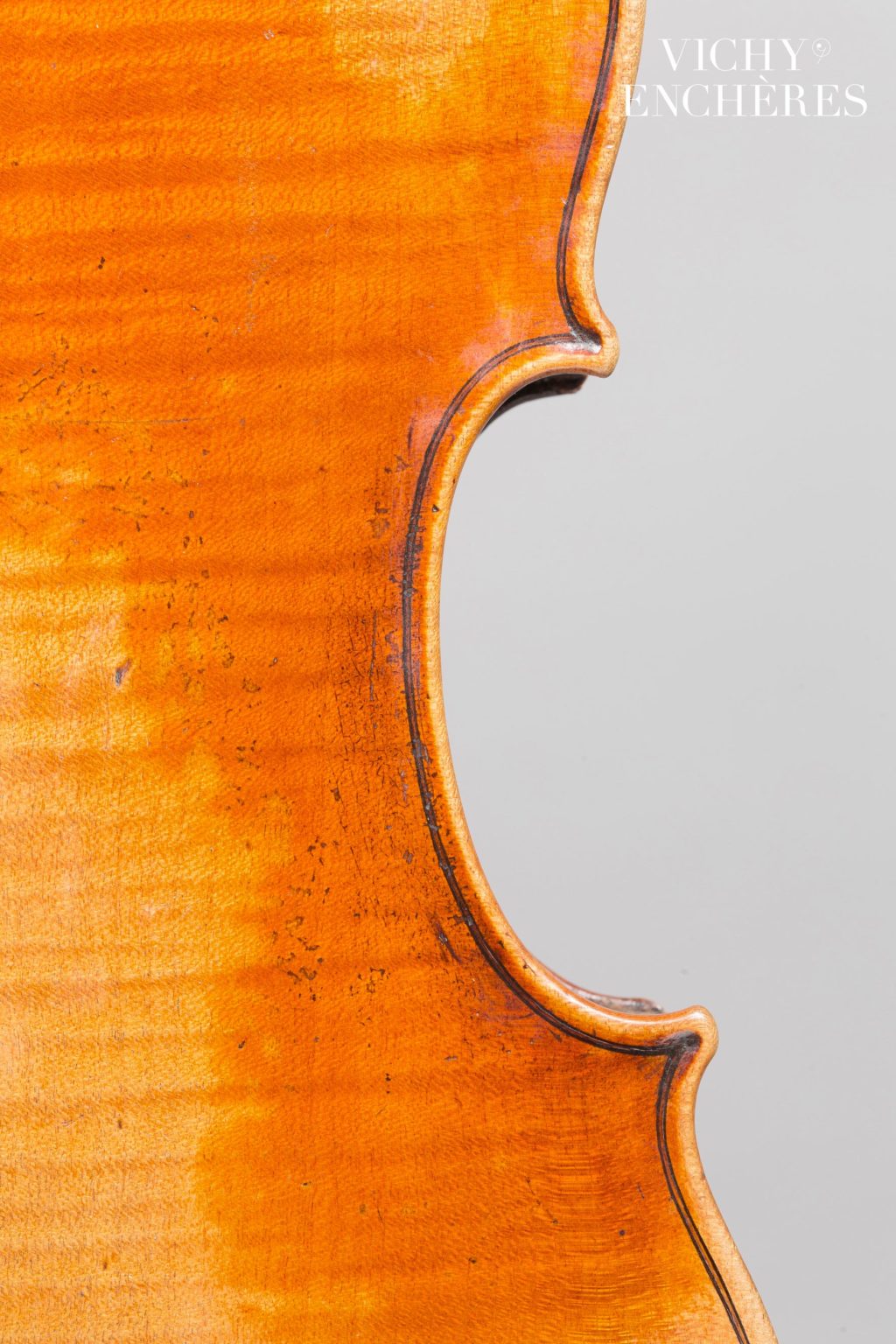 JeanBaptiste Vuillaume et les violons Vichy Enchères