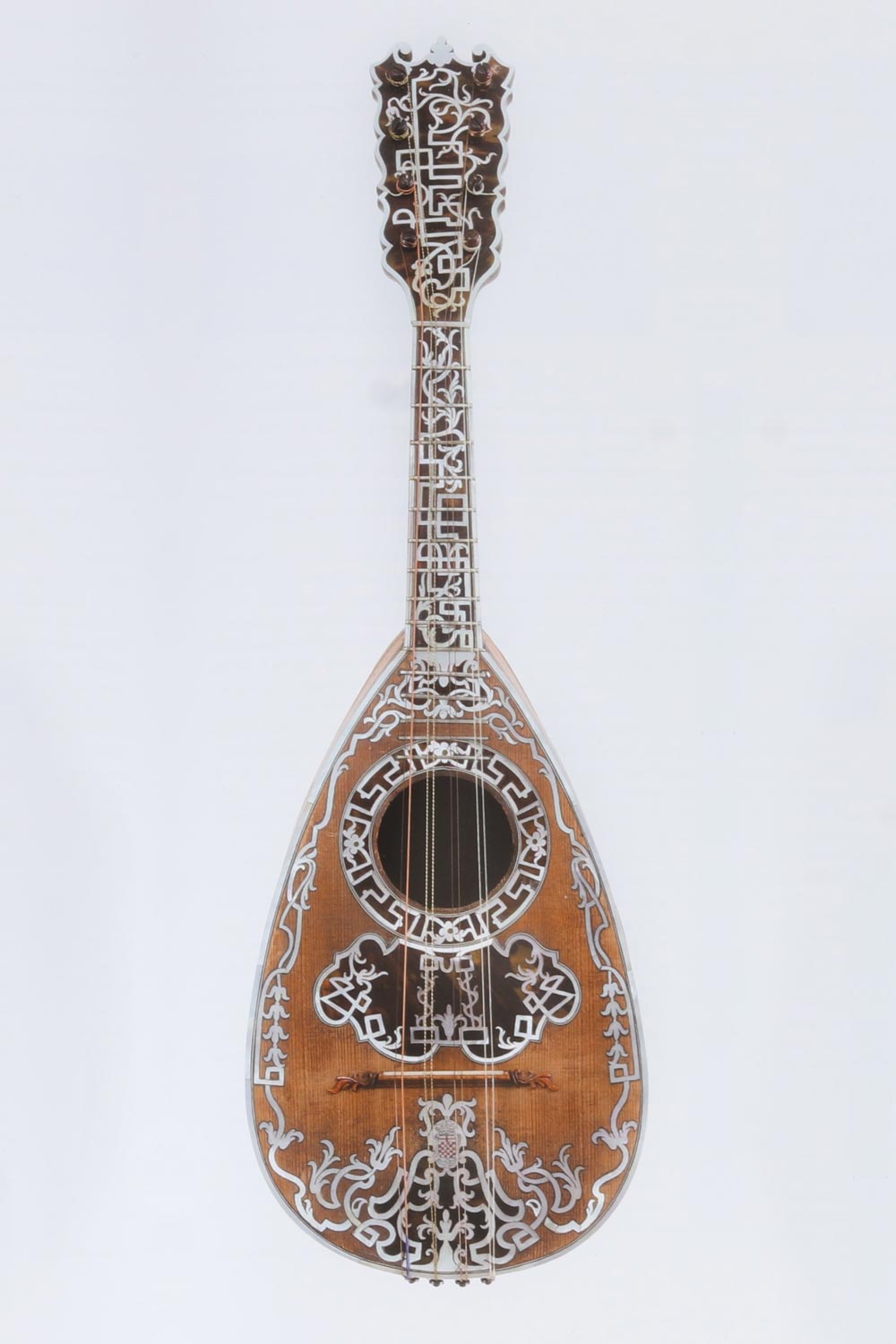 Antonio Vinaccia, mandoline de la princesse della Cisterna, collection particulière, 1775, chevalet