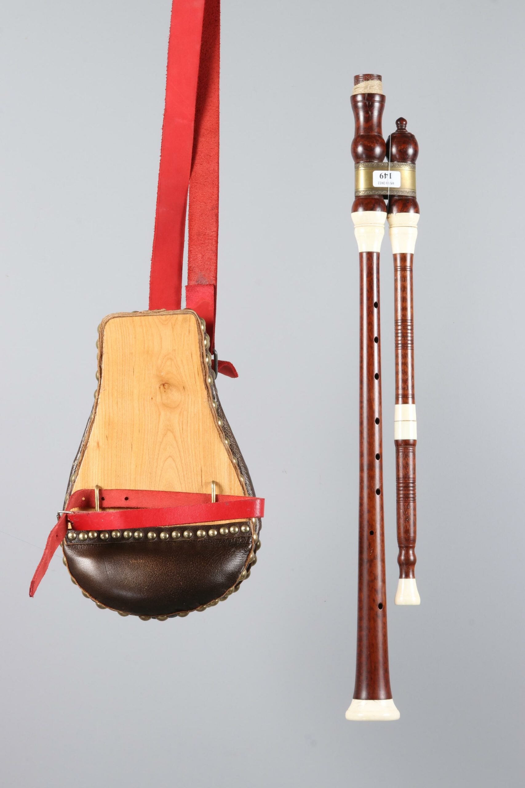 Cabrette complète en amourette, en Si (42cm) de Joseph RUOLS Instrument mis en vente par Vichy Enchères le 5 novembre 2022 © C. Darbelet