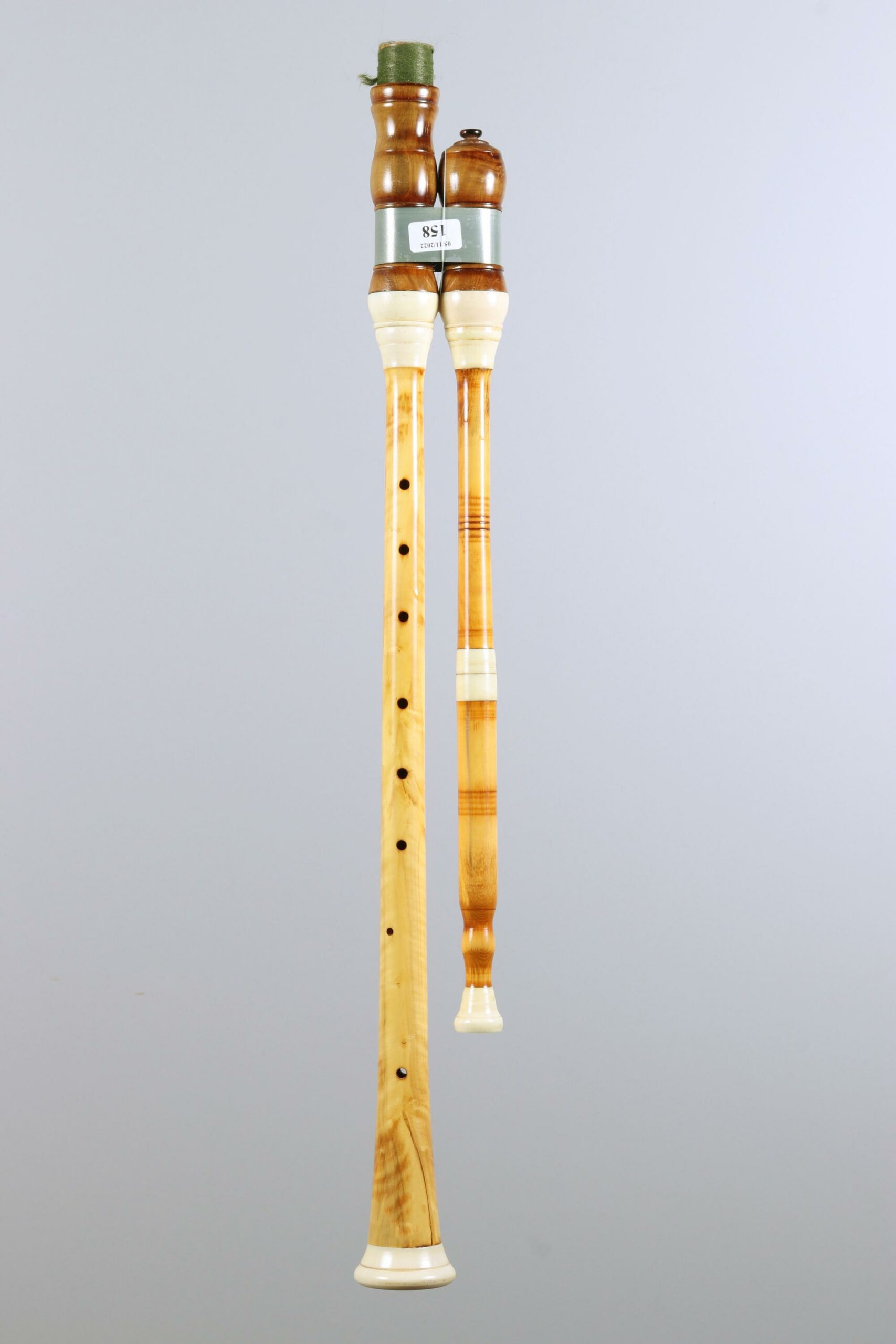 Pied de cabrette en buis, en SiB (44,5cm) de Joseph RUOLS Collection Joseph RUOLS Instrument mis en vente par Vichy Enchères le 5 novembre 2022 © C. Darbelet