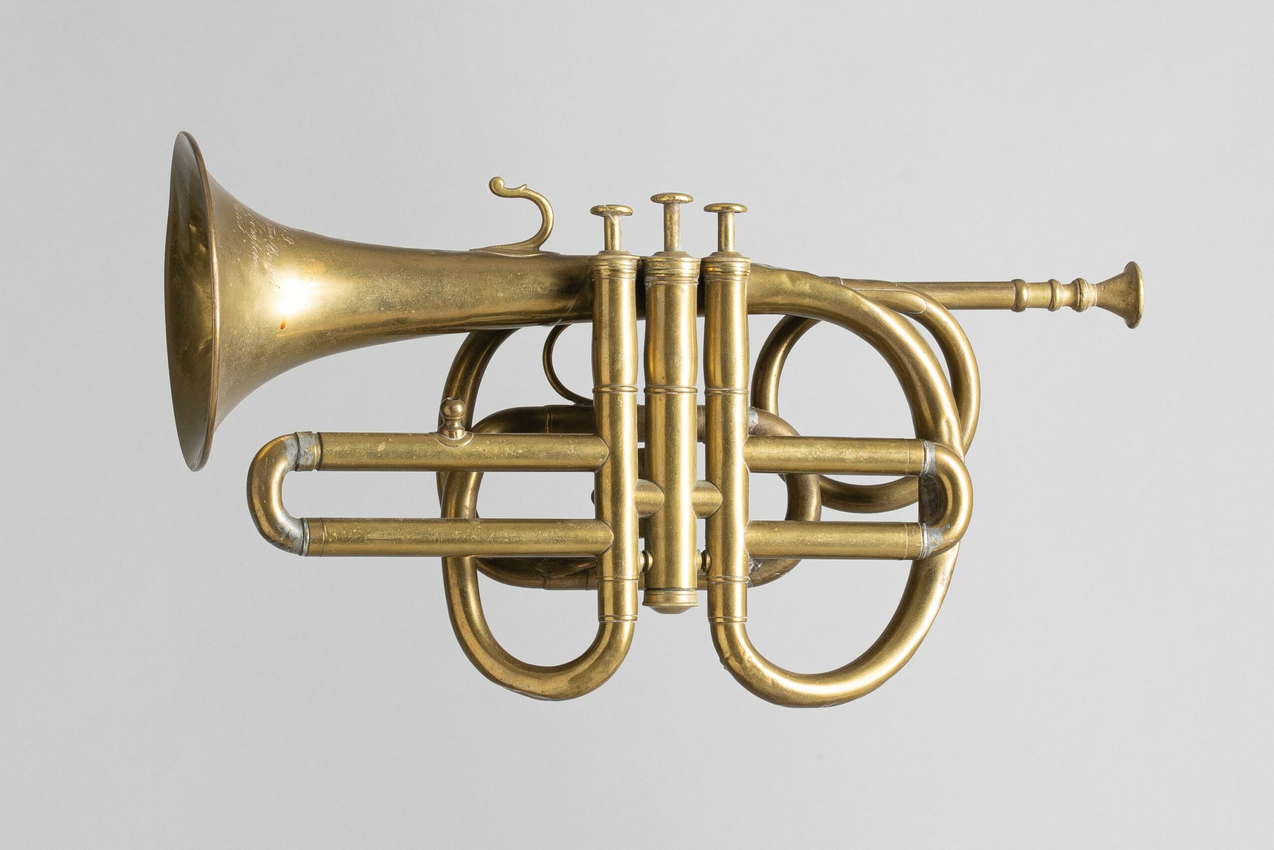 Cornet d'Adolphe SAX Instrument mis en vente par Vichy Enchères le 5 novembre 2022 © C. Darbelet