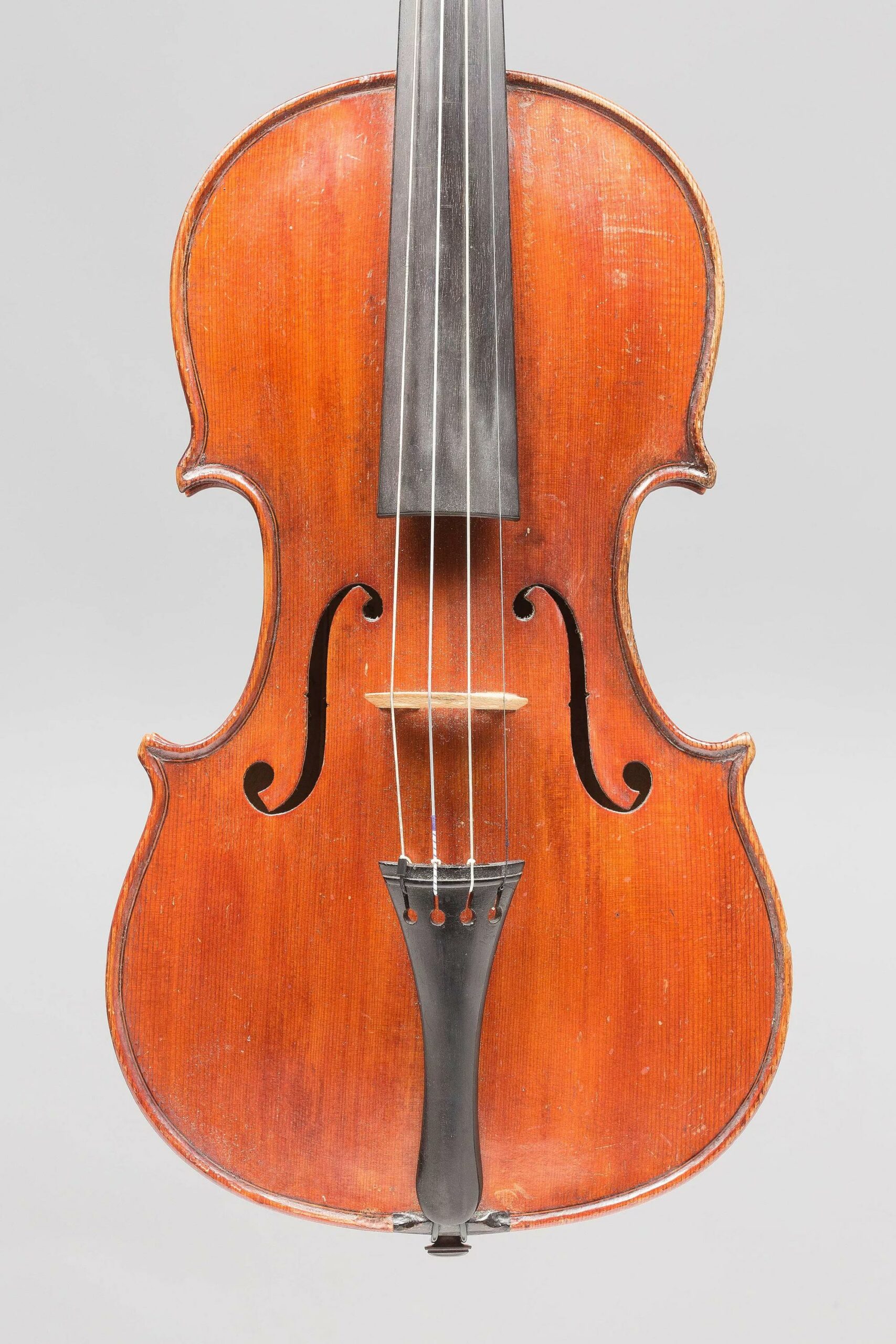 Violon de Gaetano GADDA Instrument mis en vente par Vichy Enchères le 6 décembre 2018 © C. Darbelet