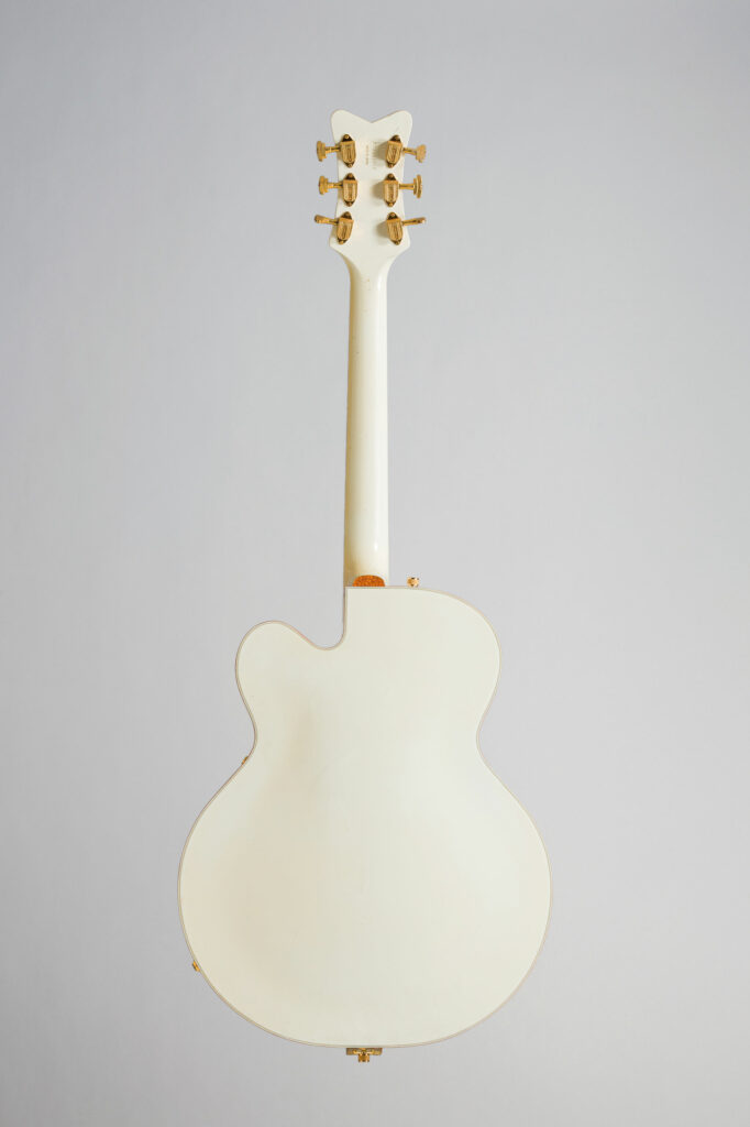 Guitare électrique Hollowbody de marque Gretsch, modèle The White Falcon