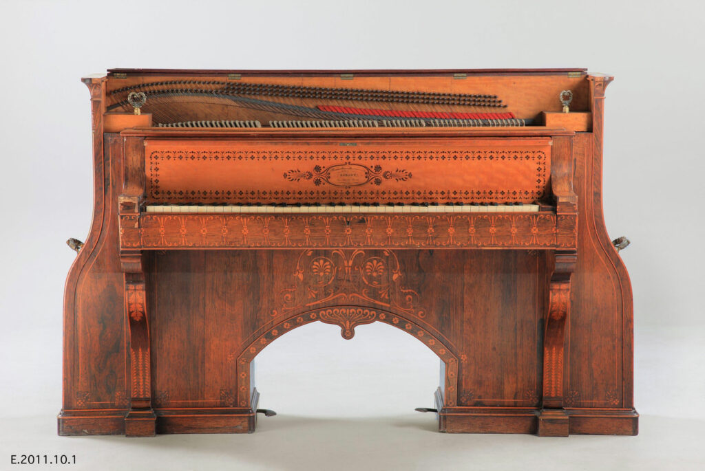 Jean-Baptiste Gibaut, Piano-pont, Musée de la Musique, © Claude Germain