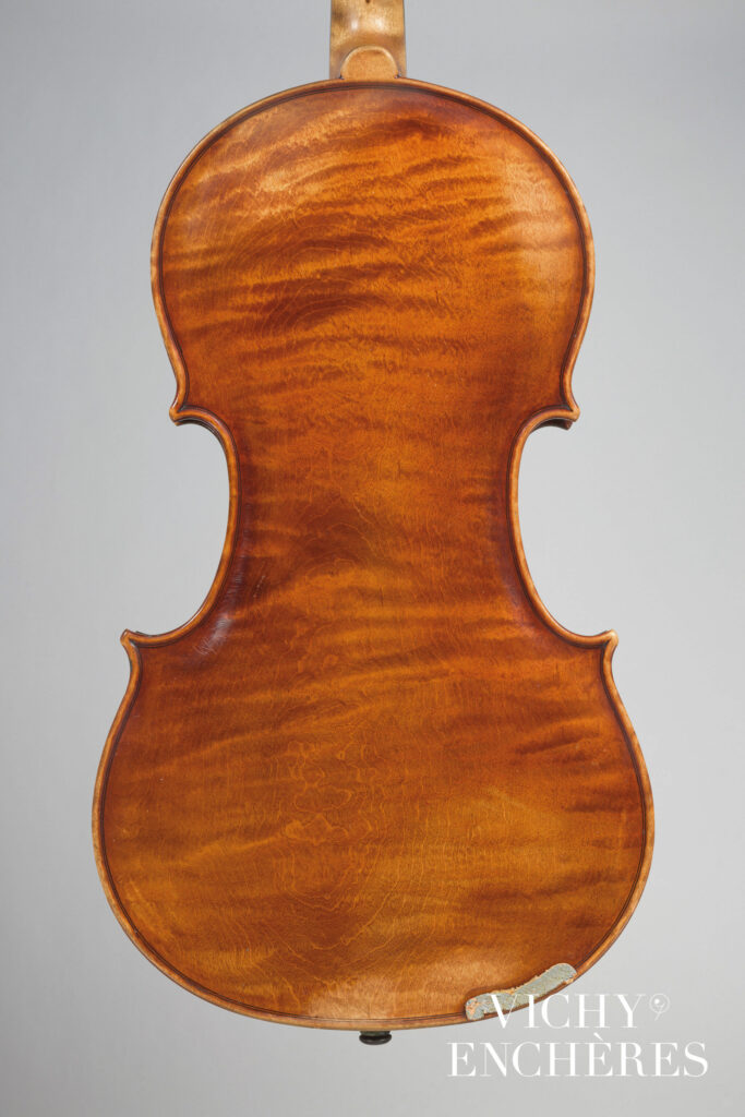 Violon d'Alberto Luigi BLANCHI Instrument mis en vente par Vichy Enchères le 30 novembre 2023 © C. Darbelet