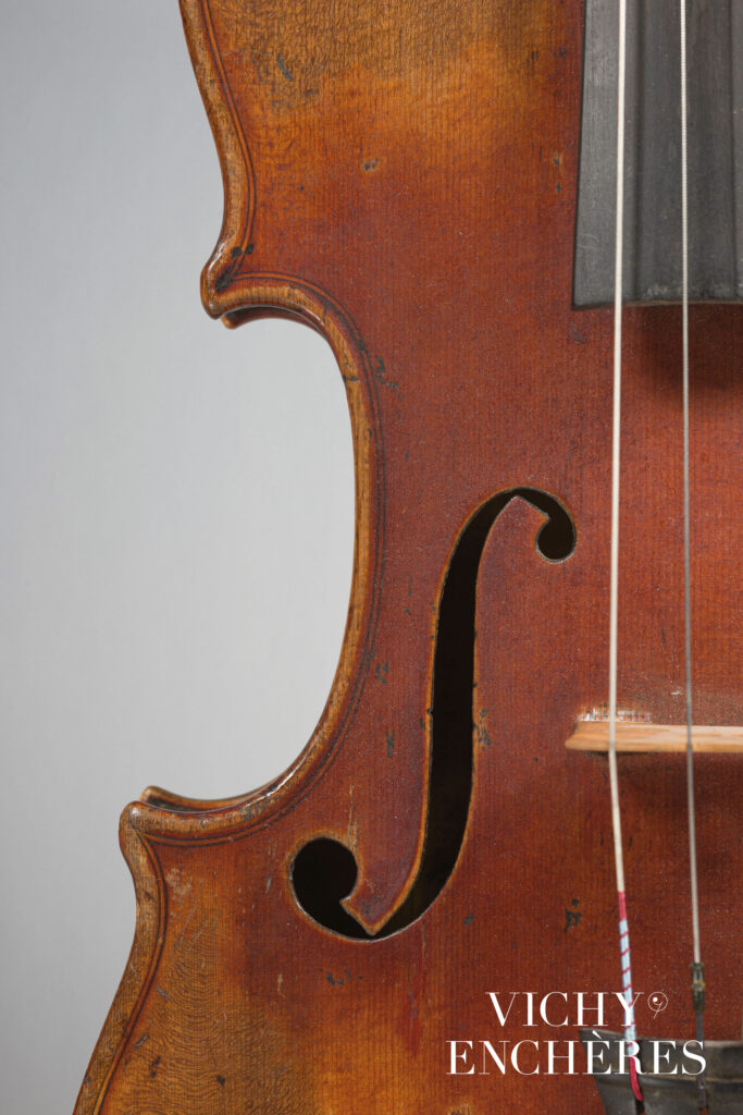 Violon de Gabriel Adolphe THIBOUT Instrument mis en vente par Vichy Enchères le 30 novembre 2023 © C. Darbelet