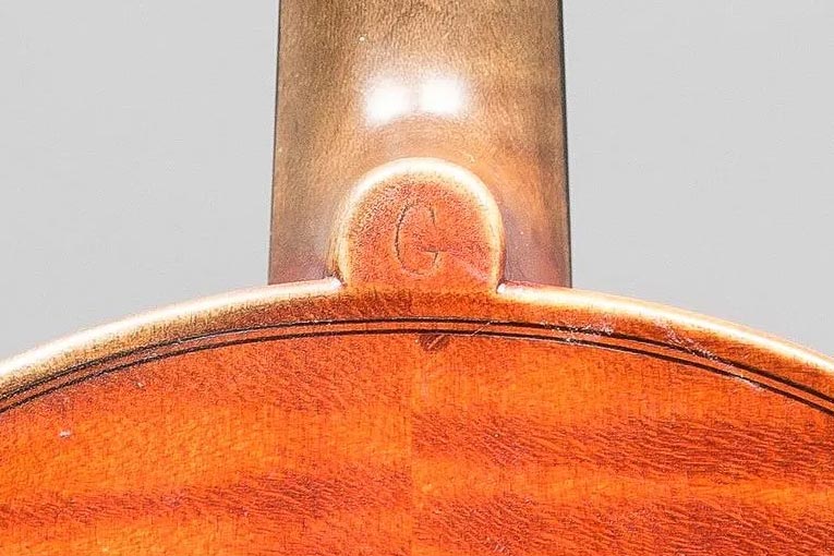 Violon de Paul BLANCHARD,1887 Instrument mis en vente par Vichy Enchères le 6 juin 2019 © C. Darbelet