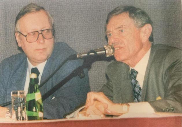 Jean-François Raffin et Bernard Millant lors d'une conférence, archives Raffin