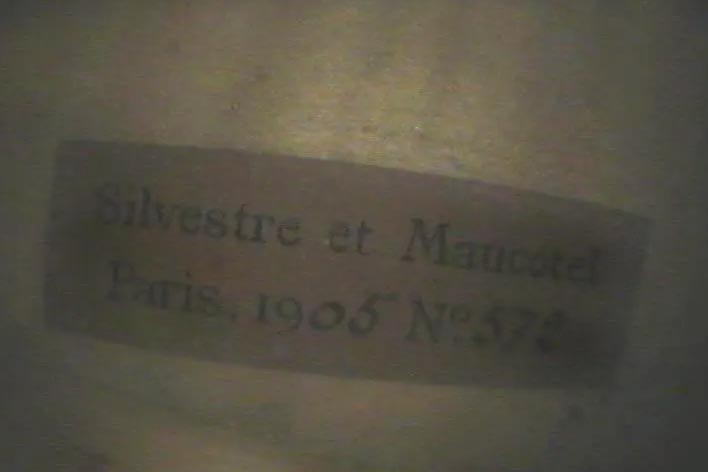 Alto de SILVESTRE et MAUCOTEL, 1905, n°572, Instrument mis en vente par Vichy Enchères le 12 juin 2014 © C. Darbelet