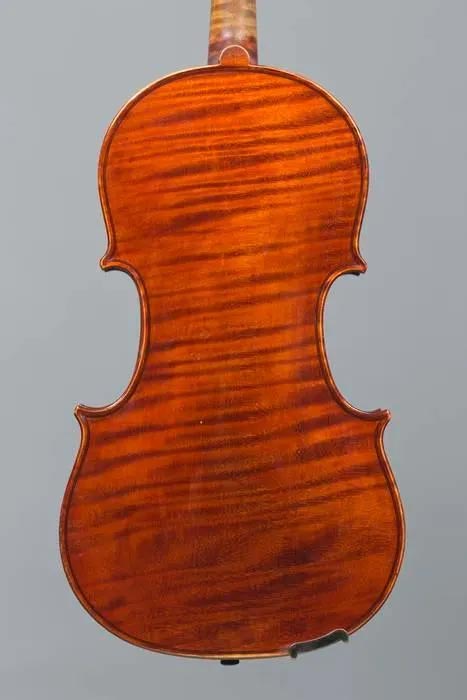 Violon d'Elophe POIRSON, 1896 Instrument mis en vente par Vichy Enchères le 3 décembre 2015 © C. Darbelet