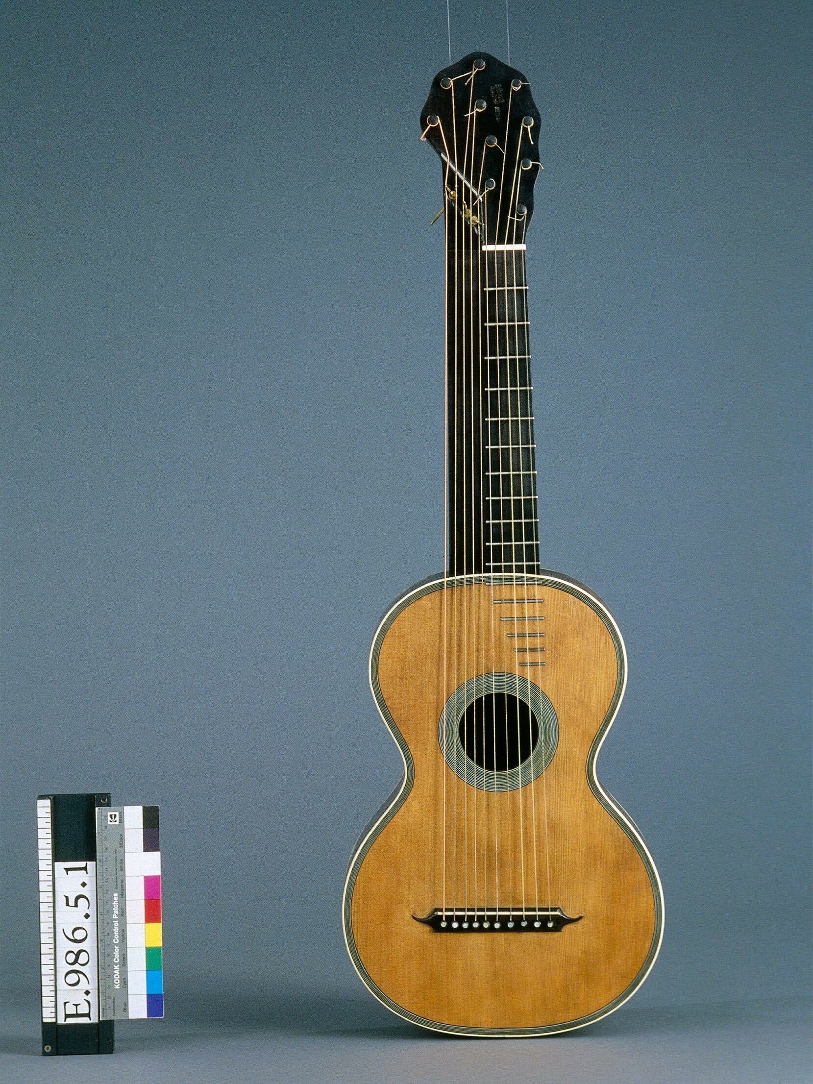 René Lacote, Décacorde, Musée de la Musique de Paris, crédits photo Jean-Marc Anglès