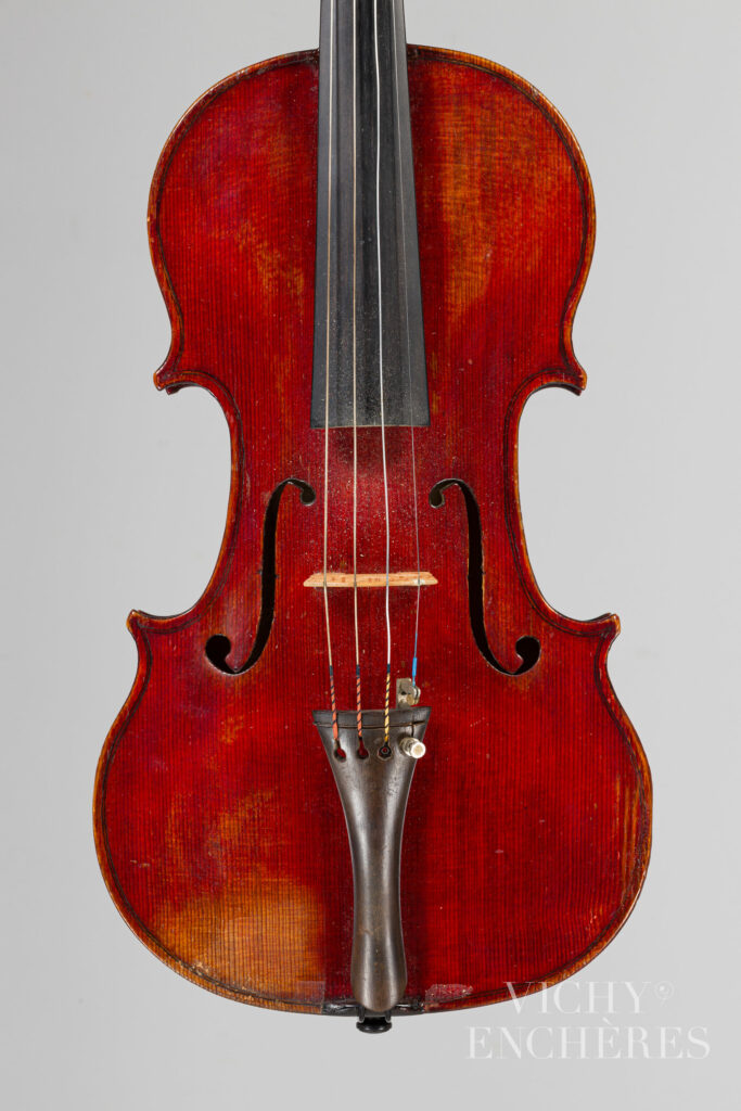 Violon de Giovanni PISTUCCI Instrument mis en vente par Vichy Enchères le 5 décembre 2024 © C. Darbelet