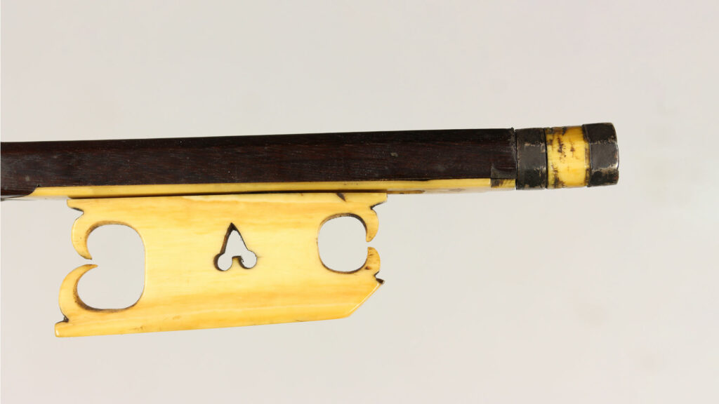 Archet de violon de Jacques Tainturié non signé, collection privée. ©CabinetRaffin