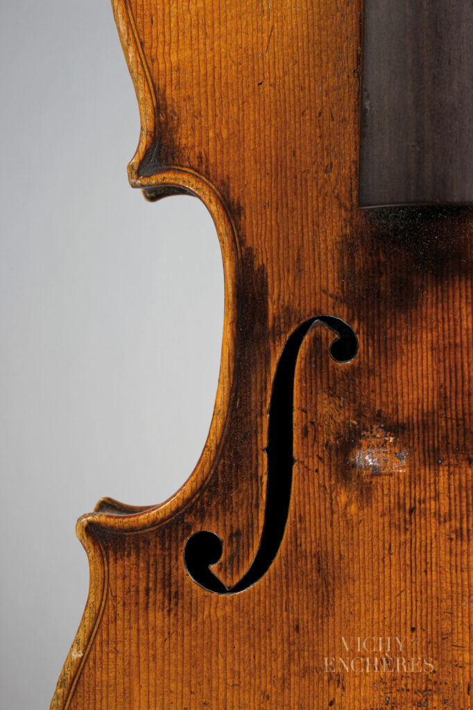 Violon de Charles JACQUOT Instrument mis en vente par Vichy Enchères le 5 juin 2025 © C. Darbelet