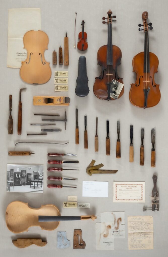 Fonds d'atelier de Gustave VILLAUME.
Instruments, outils et documents mis en vente par Vichy Enchères les 14 et 15 novembre 2025
© Vichy Enchères/C. Darbelet