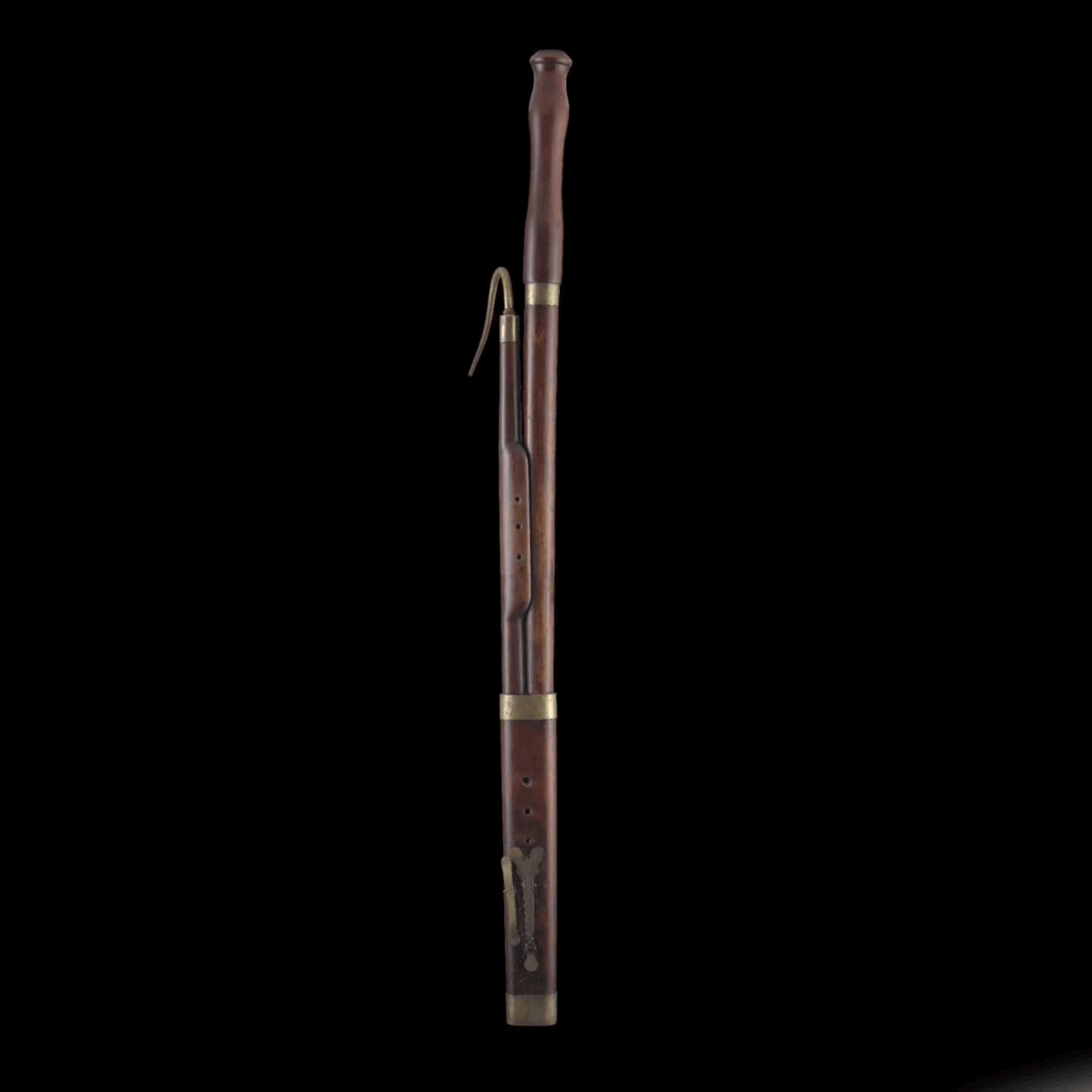 Basson, probablement de Dondeine, France - c.1720 - Bate collection Oxford.