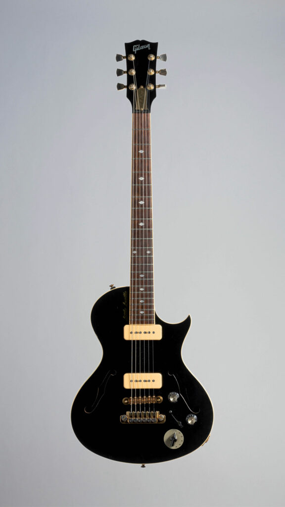 No. 25 1999 GIBSON B.B. King Little Lucille B.B. King signature