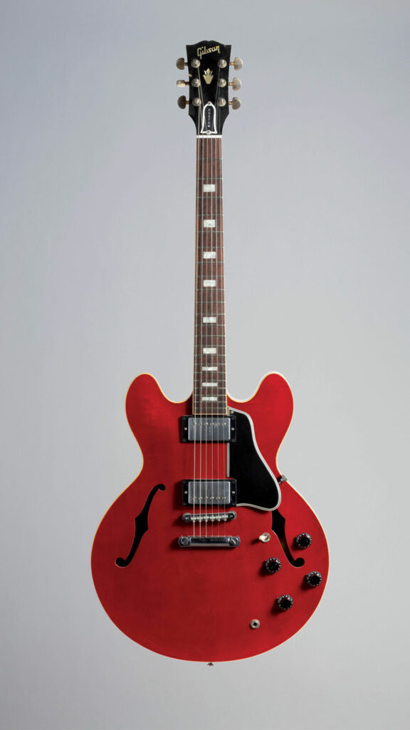 No. 27 2005 GIBSON CUSTOM SHOP Crossroads ’64 ES-335 limited edition Eric Clapton signature model
