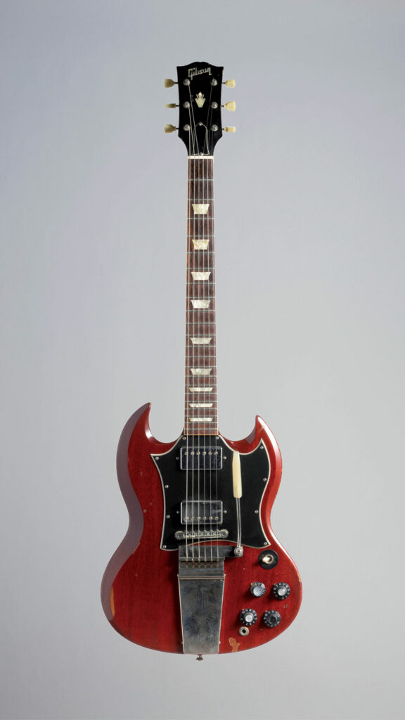 No. 28 2009 GIBSON CUSTOM SHOP Robert Krieger Model Aged SG Standard limited edition signed by Robert Krieger