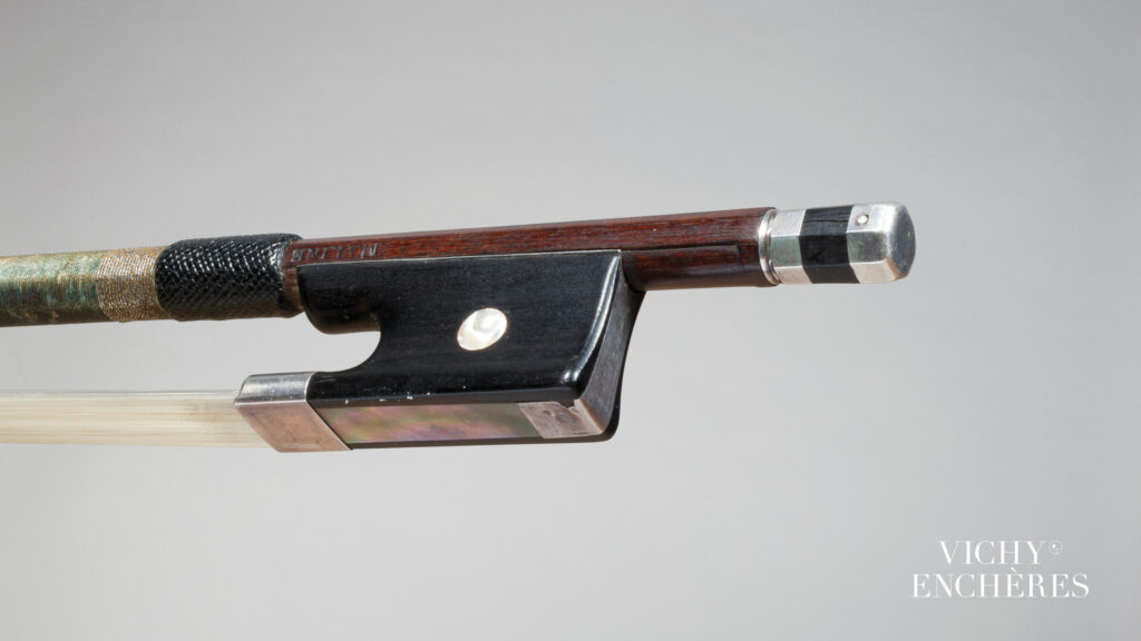 Archet de violon de Nicolas MALINE Collection Jean-François RAFFIN Archet mis en vente par Vichy Enchères le 4 juin 2026 © Vichy Enchères/ Photo C. Darbelet