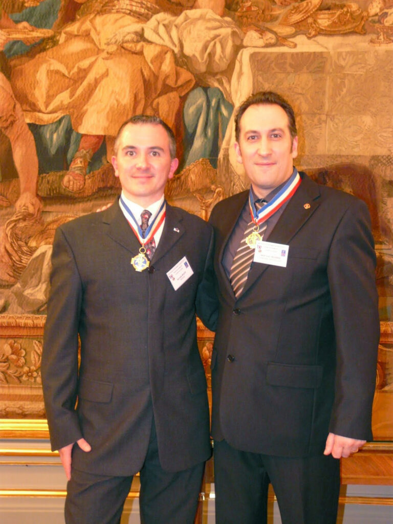 Sylvain Bigot reçu meilleur ouvrier de France, avec J.L. Tauziede, Palais de l' Élysée, le 25 juin 2011