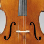 Violoncelle de Lorenzo STORIONI Fait à Crémone vers 1780 Instrument mis en vente par Vichy Enchères le 4 juin 2026 © Vichy Enchères/ Photo C. Darbelet