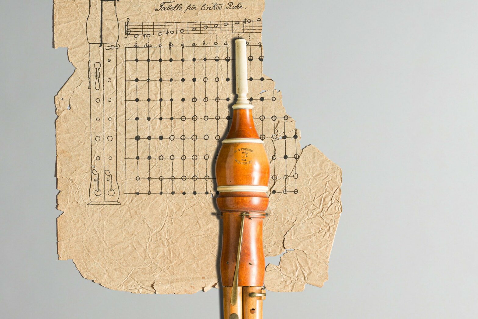 Flageolet double de J. STRECKER à Mühlhausen im Vogland milieu XIXème Instrument mis en vente par Vichy Enchères le 7 novembre 2026 © Vichy Enchères/ Photo C. Darbelet