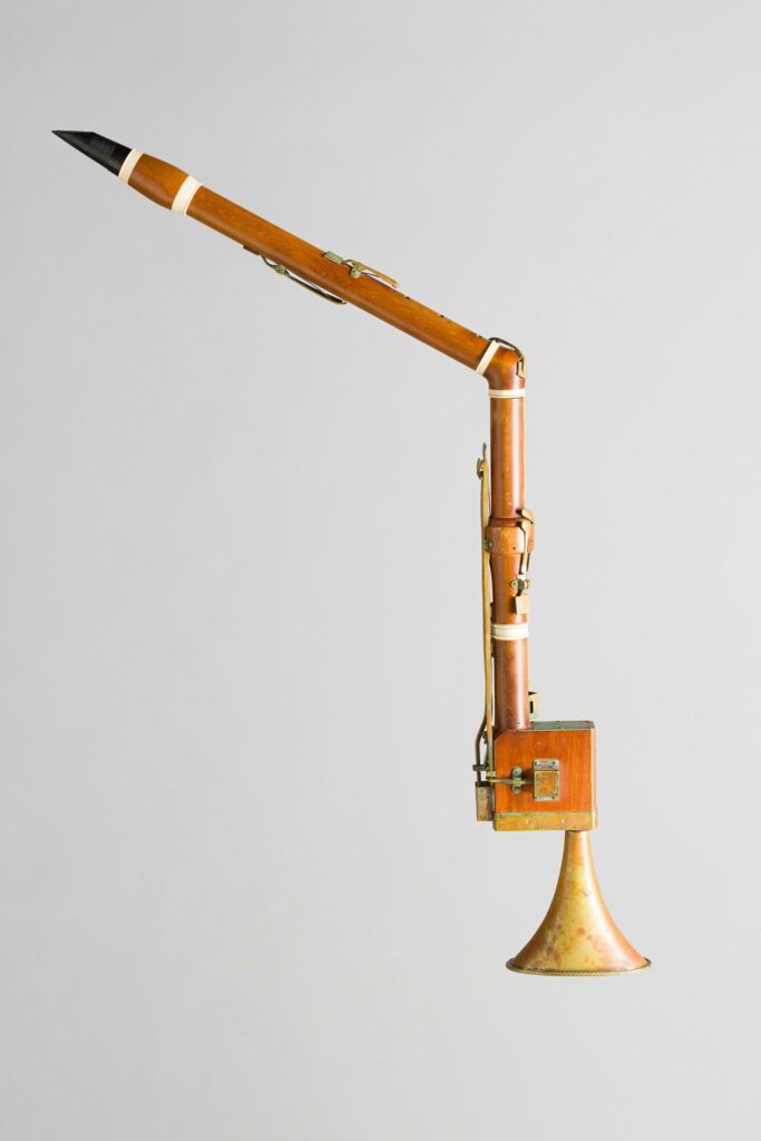 Cor de basset de Andreas SCHONI Instrument provenant de la collection de Jean-Claude Veilhan Instrument mis en vente par Vichy Enchères le 7 novembre 2026 © Vichy Enchères/ Photo C. Darbelet