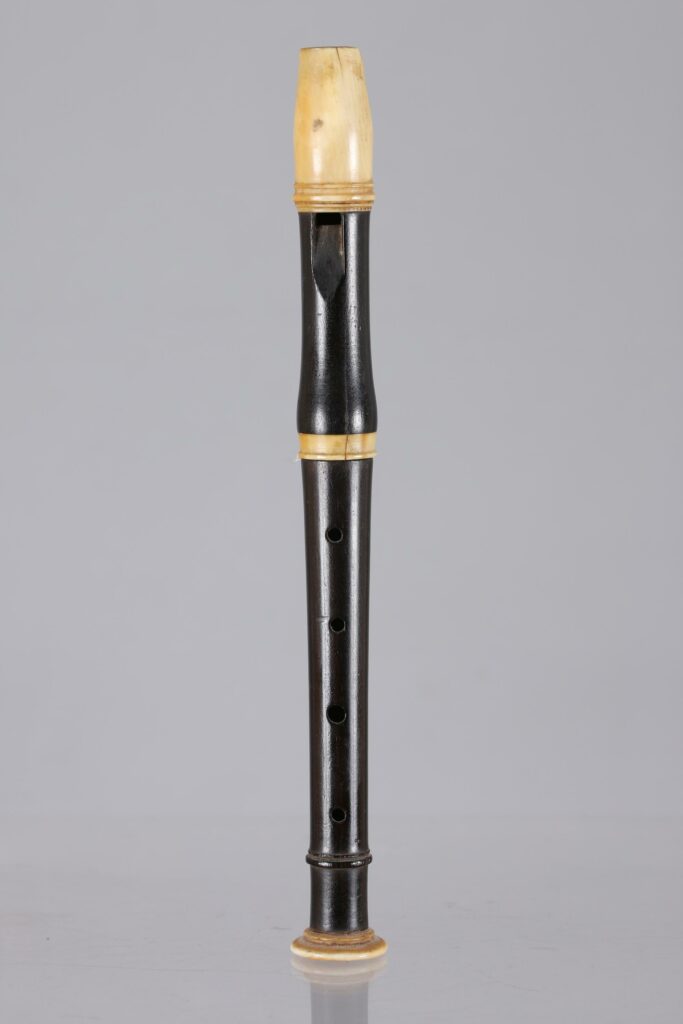 Flageolet d'oiseau, fin XVIIIème Instrument provenant de la collection de Jean-Claude Veilhan Instrument mis en vente par Vichy Enchères le 7 novembre 2026 © Vichy Enchères