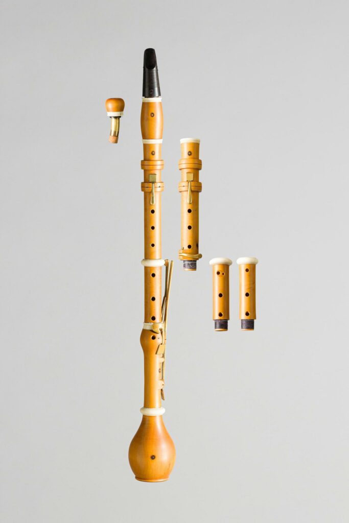 Clarinette d'amour de Andreas SCHONI avec corps et barillet de rechange Instrument provenant de la collection de Jean-Claude Veilhan Instrument mis en vente par Vichy Enchères le 7 novembre 2026 © Vichy Enchères/ Photo C. Darbelet