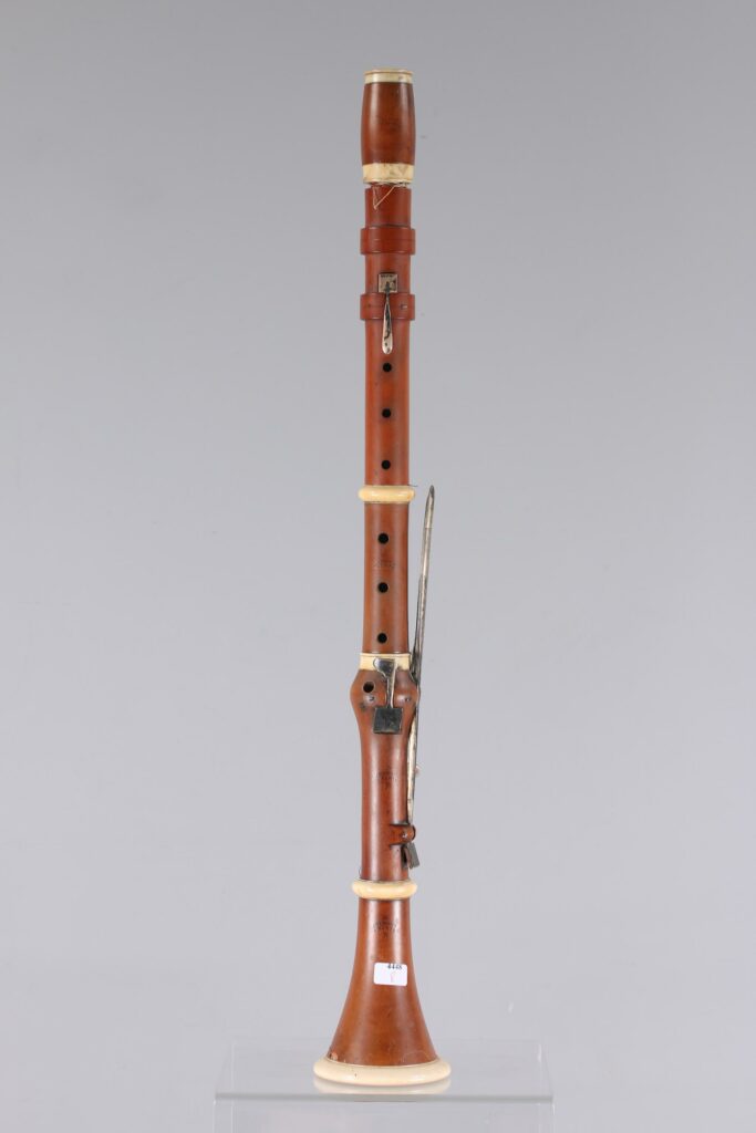Clarinette de AMLEINGUE, début XIXème Instrument provenant de la collection de Jean-Claude Veilhan Instrument mis en vente par Vichy Enchères le 7 novembre 2026 © Vichy Enchères