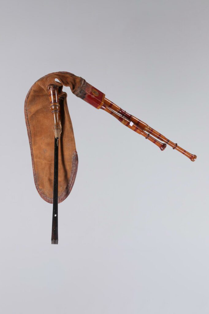 Cornemuse de PAJOT JEUNE à Jenzat, XIXème. Instrument mis en vente par Vichy Enchères le 7 novembre 2026 © Vichy Enchères/ Photo C. Darbelet