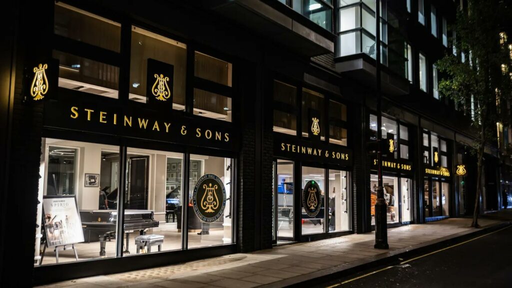 Vue extérieure du Steinway Hall de Londres. Crédits Steinway & Sons.